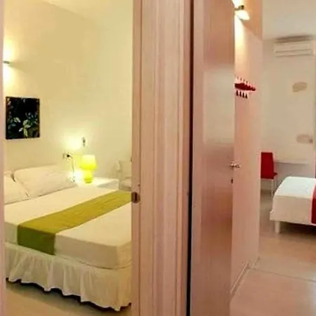 Onlyrooms Ii - Real Old Town