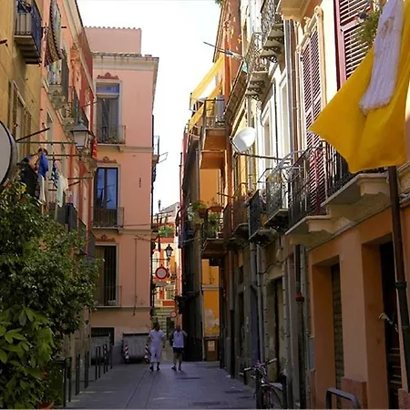 Onlyrooms Ii - Real Old Town Konukevi Cagliari